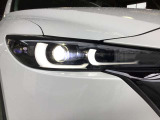LEDヘッドランプ装備・消費電力が少なく明るいので夜間走行も安心して運転出来ます。