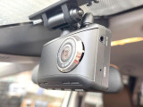 【ドライブレコーダー】ドライブレコーダー装備!走行中はもちろん、あおり運転や事故に遭遇した際、映像で記録し、万一のリスクに備えます。※記録用SDカードはお客様ご自身でご準備いただく必要があります。