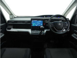 ◆インテリアパネル◆視界広々で非常に運転しやすくロングドライブでも疲れを感じさせないすっきりとまとまったインパネ周りです。