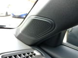 車内にはスピーカーを装備してあり、よりクリアに、臨場感のある音楽を楽しめます。