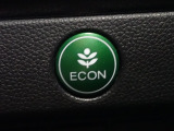 エンジン、エアコンなどを制御し低燃費な『ECONモード』に、また走りを楽しみたいとき、空調など快適性を重視したいときにはスイッチOFFで通常モードに切り替えができます!