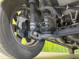 お車を安心してお乗りいただく為には、足回りの定期点検が欠かせません。サービスサポート(有償保証)では無料点検もご提供しており、安心のカーライフをお過ごしいただけるサポート体制が整っています。