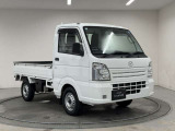 【展示車の状態】展示車は全て、マツダ車のエキスパートが、基本性能に関わる箇所を徹底的に点検。外装や室内に関しても、細部にいたるまで、しっかり清掃・洗浄を実施しています。