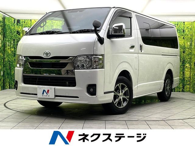 トヨタ ハイエースバン 