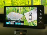 【マルチビューカメラシステム】専用のカメラにより、上から見下ろしたような視点で360度クルマの周囲を確認することができます☆死角部分も確認しやすく、狭い場所での切り返しや駐車もスムーズに行えます。