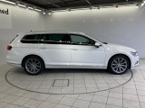 ●Volkswagenを知り尽くしたスペシャリストが隅々まで整備●各モデルの情報がインプットされた専用テスターで過去の細かな不具合を確認。モデルごとや部位ごとに専用スペシャルツールを用いて整備します。