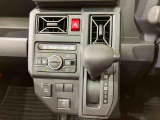 納車前にはプロのメカニックが、各部の点検を行います。ディーラーにしか出来ない品質、そしてサービスできっと満足していただけると思います!