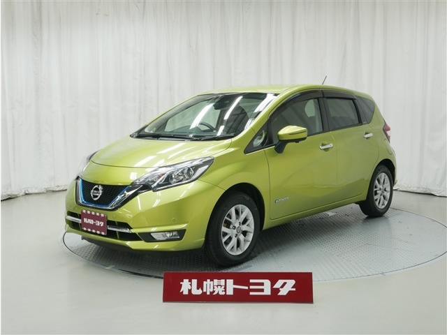 ノート 1.2 e-POWER メダリスト FOUR 4WD