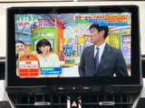 停車中にテレビや動画を楽しめる機能。待ち時間や休憩時間に、リラックスしたひとときを過ごせます。快適な空間を提供します。