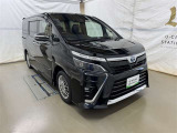 広々とした車内空間に優れた燃費性能。更にデザインも上質で人気のお車です!
