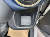 運転席ドリンクホルダーです。