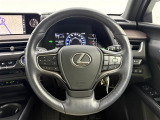 UX 250h バージョンL 本革シート サンルーフ