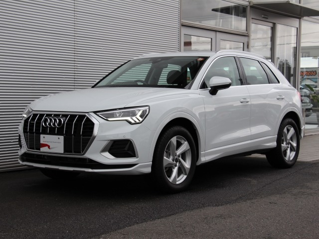 Q3 40 TDI クワトロ アドバンスト ディーゼル 4WD 