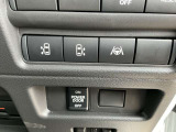 ハンズフリー両側電動スライドドアです。大変便利ですよ!