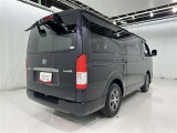 後ろから見ると車の印象も変わりますね♪