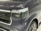 LEDヘッドライトは、点灯の瞬間から最大光量を発揮し、突然暗くなるトンネルなどでの安定感を高めます。