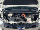 【エンジンルーム】エンジンの調子は良好です!ご納車前にはしっかりとオイル交換・その他油種類の点検補充をさせて頂きます。また、ガリバーでは修復歴のある車は販売いたしません。