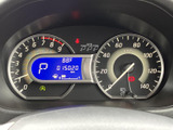 視認性の高いメーター類で、運転に必要な情報をしっかり確認できます。直感的な表示で、運転状況を的確に把握できます。安全運転をサポートします。