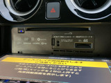 停車中に楽しめるTV機能。長距離移動の休憩時間や、待ち時間などに役立ちます。快適な空間でリラックスした時間を過ごせます。