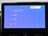 ディスプレイオーディオを装着しております。スマートフォンと通信して様々な機能が使用できます。詳しくはスタッフまでご連絡下さい。