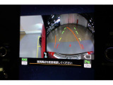 後退時の後方画像と左フロントの画像です。