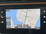 ●純正ナビ:一体感のあるナビは、高級感ある車内を演出してくれます。Bluetooth再生などオーディオ機能も充実しておりますので、運転もより楽しめます♪