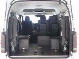 【新車/ハイエースワゴンGL/オリジナル内装架装familia】使い勝手の良いハーフベッドキッド【全国納車可能】