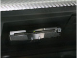 ETC車載器を搭載済みです!再セットアップ料金を別途お申し受けいたします!ETCカードはお客様ご自身でご用意願います!