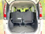 普段のお買い物や通勤、送迎等に十分な荷室スペースを確保しております。セカンドシートを倒すと、大きな荷物の積載も可能です♪