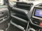 最大3年先まで延長可能なロングラン保証&alpha;(有料)もご用意しております。無料保証期間1年に安心をプラスする、1年または2年の延長保証がお選び頂けます。もちろん、走行距離は無制限です。
