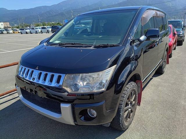 デリカD:5 2.4 G プレミアム 4WD