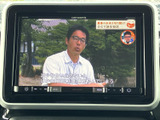 停車中にテレビや映像を楽しめる機能。休憩時間などにリラックスできます。長距離ドライブのお供に最適です(走行中の視聴はできません)。