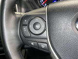ステアリングスイッチ装備!運転しながら手元でオーディオの操作などができます。