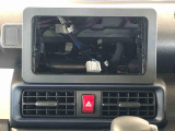 当車両はオーディオレスです。多彩なナビゲーション・オーディオをご用意しております。詳しくは当店スタッフにお問い合わせください。