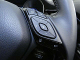 ステアリングスイッチで車両情報を切り替えて必要な情報を確認したりできます。