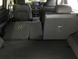 後部のシートを倒すとこんなに広々空間が!大きなお荷物を乗せる時でも心配ありません!