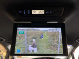 【フリップダウンモニター】付き☆後部座席に座りながら大画面でTVやDVDをお楽しみいただけます♪