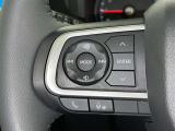 ステアリングスイッチ装備!運転しながら手元でオーディオの操作などができます。