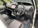 運転席・助手席シートヒーターです。寒い冬も快適です。