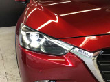 LEDヘッドランプ装備・消費電力が少なく明るいので夜間走行も安心して運転出来ます。