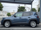 台形のホイールハウスもJeepの特徴。横から見てもJeepだとわかりますね!