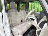 運転席シート廻りは使用感も少なく、良好な状態となっています。丁寧に使われていたことがよくわかりますね。