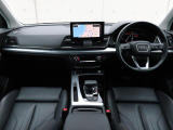 運転に必要な情報をメーター内に集約し、ドライバーの安全で快適な運転に寄与するアウディバーチャルコックピット。