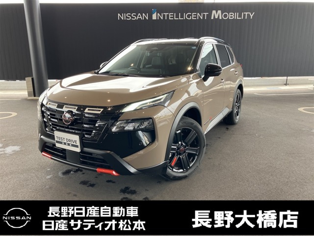 エクストレイル 1.5 ロック クリーク e-4ORCE 4WD