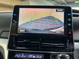 【バックカメラ】運転席から画面上で安全確認ができます。駐車が苦手な方にもオススメな便利機能です。