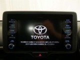 ディスプレイオーディオを装備。スマホとクルマをつなぐことで、これまでのナビに加えて、いろんなサービスが楽しめます。