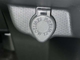 シガーソケット用の充電器が使用可能です!