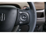 Hondaセンシングの機能のひとつ、アダプティブクルーズコントロール付!アクセルから足を離しても設定したスピードと前車との車間を保ち走行してくれます!車線維持もアシスト☆高速道路で疲労軽減ですね☆