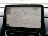 標準装備の地デジ対応ディスプレイオーディオ付きです。ナビゲーション機能を装備しています。
