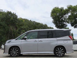 本体価格に登録諸費用がプラスとなります。ご購入される車種やタイミングで変動する場合がございますので、詳しくは当店スタッフまでお問い合わせください。